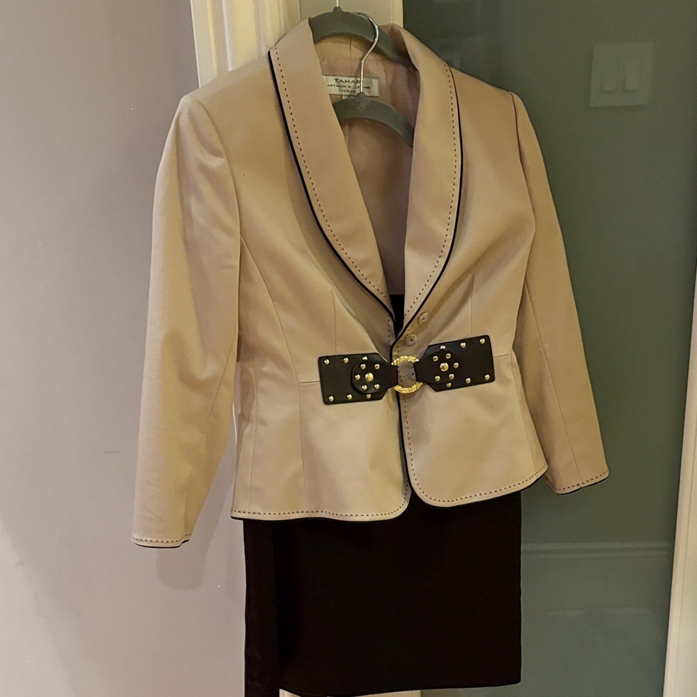 Tahari Cream and Black Suit Jacket